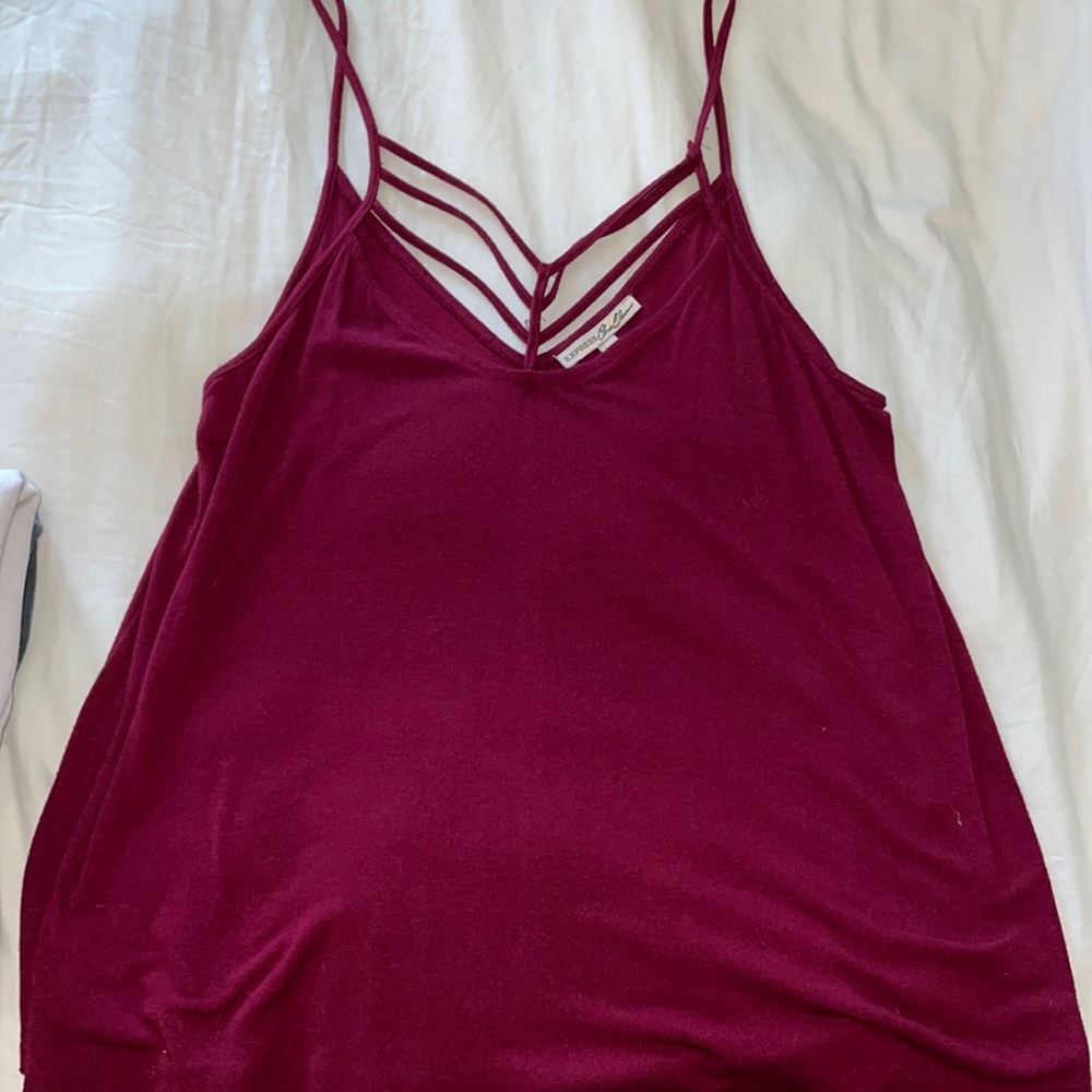 Cranberry tank from express - size medium